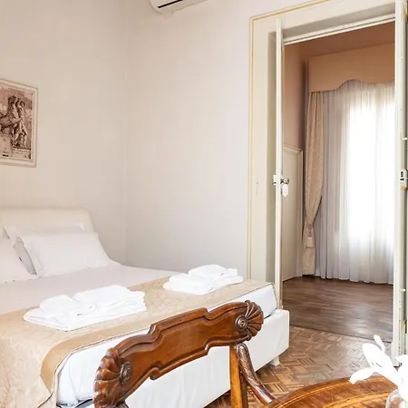 Alojamento de Acomodação e Pequeno-almoço Persone Palace - By Symphonya Luxury