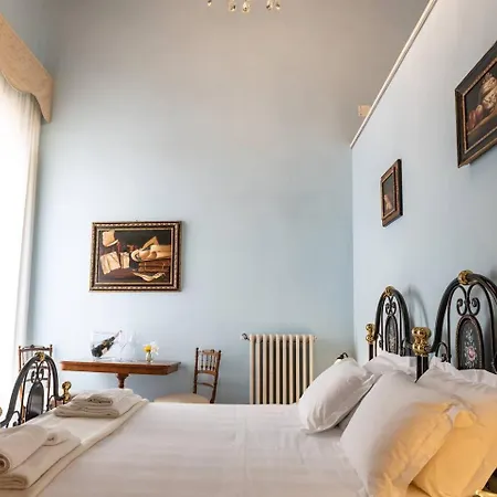 Alojamento de Acomodação e Pequeno-almoço Persone Palace - By Symphonya Luxury 3*